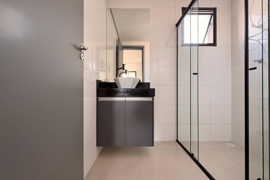 Banheiro  de kitnet/studio para alugar com 1 quarto, 18m² em Vila Sao Pedro, Santo André