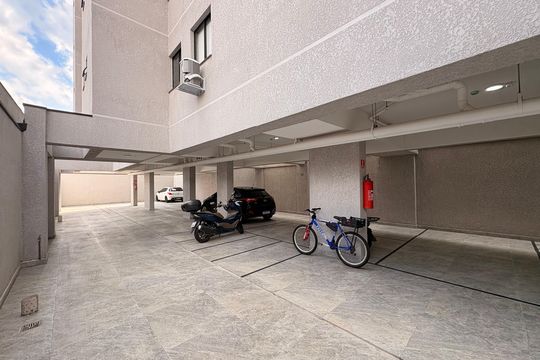 Garagem de kitnet/studio para alugar com 1 quarto, 18m² em Vila Sao Pedro, Santo André