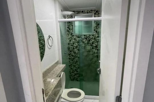 Banheiro de apartamento para alugar com 1 quarto, 45m² em Jardim das Margaridas, Salvador