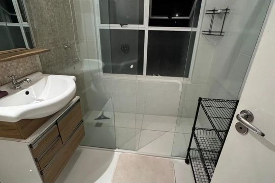 Banheiro 2 de casa para alugar com 4 quartos, 200m² em Agronômica, Florianópolis