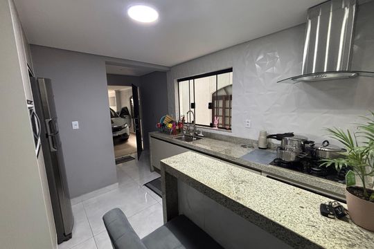 Cozinha - Armários de casa para alugar com 3 quartos, 278m² em Lageado, São Paulo