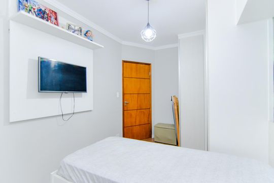 Quarto 2  de casa de condomínio para alugar com 3 quartos, 127m² em Portal dos Gramados, Guarulhos