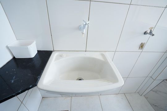 Apartamento à venda com 3 quartos, 84m² em Setor Faicalville, Goiânia
