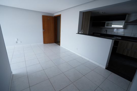 Apartamento à venda com 3 quartos, 84m² em Setor Faicalville, Goiânia