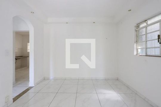 Casa à venda com 4 quartos, 270m² em Santana, São Paulo