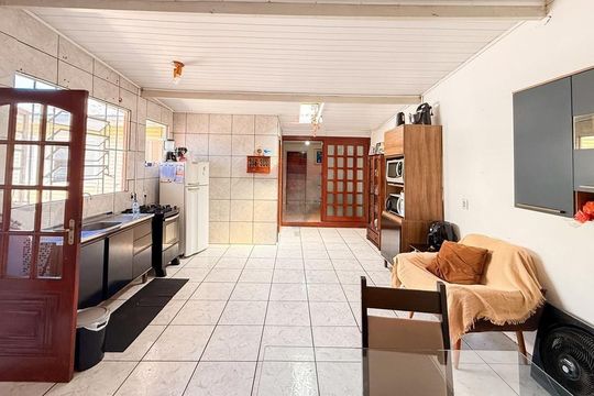 Cozinha de casa à venda com 2 quartos, 138m² em Igara, Canoas