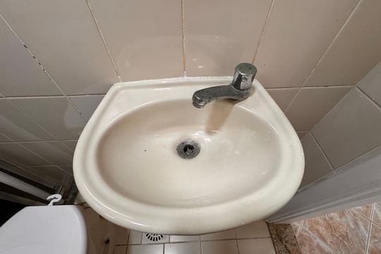 Suíte 2 (Reversível) - Banheiro de apartamento para alugar com 3 quartos, 90m² em Recreio dos Bandeirantes, Rio de Janeiro