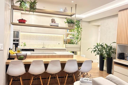 Apartamento à venda com 2 quartos, 99m² em Bacacheri, Curitiba