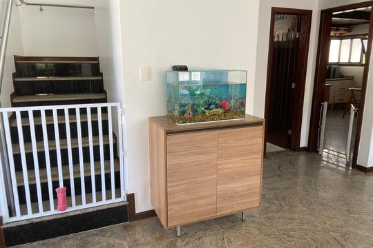 Sala de casa para alugar com 5 quartos, 390m² em Jaguaribe, Salvador