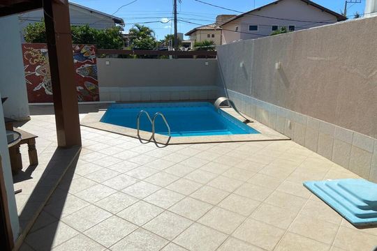 Casa para alugar com 5 quartos, 390m² em Jaguaribe, Salvador