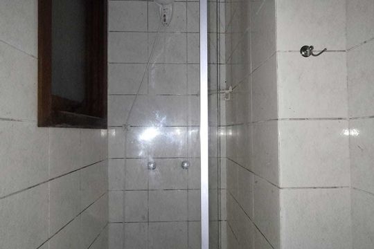 Banheiro de apartamento para alugar com 1 quarto, 45m² em Vila Rosa, Novo Hamburgo