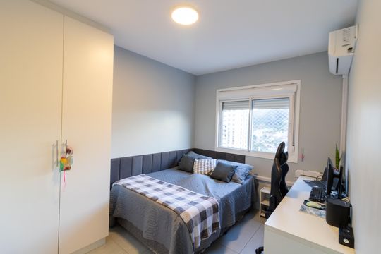 Apartamento à venda com 2 quartos, 56m² em Partenon, Porto Alegre
