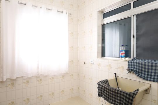 Área de Serviço de casa à venda com 3 quartos, 150m² em Vila Carmosina, São Paulo