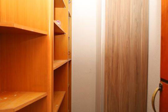 Dispensa de casa à venda com 3 quartos, 150m² em Vila Carmosina, São Paulo