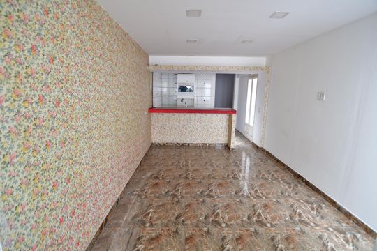 Casa à venda com 3 quartos, 190m² em Vila Teixeira, Campinas