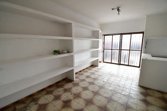 Casa à venda com 3 quartos, 190m² em Vila Teixeira, Campinas