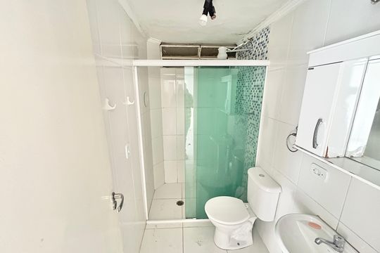 Banheiro de apartamento para alugar com 1 quarto, 48m² em Lauzane Paulista, São Paulo
