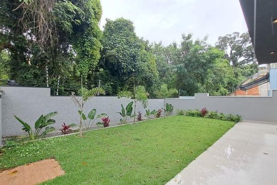 Casa à venda com 3 quartos, 219m² em Vila Pagano, Valinhos
