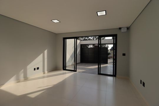 Sala de casa à venda com 3 quartos, 125m² em Parque Capuava, Santo André