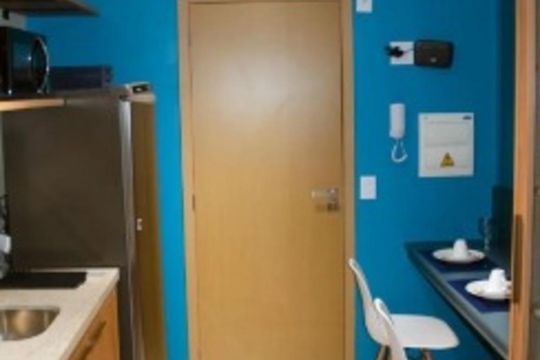 Cozinha de apartamento para alugar com 1 quarto, 22m² em Ondina, Salvador