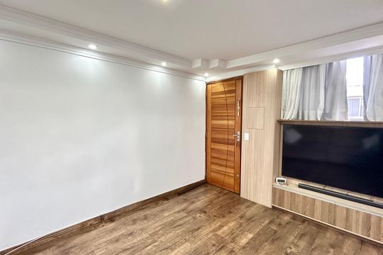 Sala de apartamento para alugar com 2 quartos, 65m² em Parque Cecap, Guarulhos