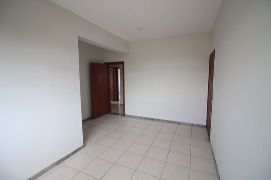 Apartamento para alugar com 3 quartos, 110m² em Água Branca, Contagem