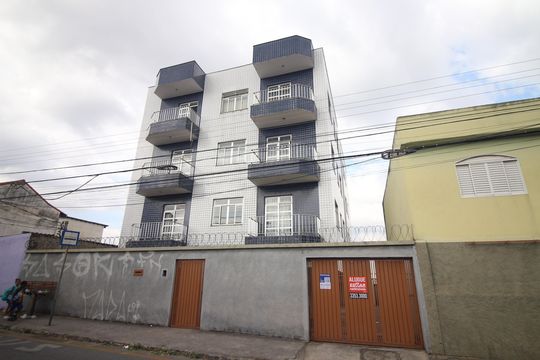 Fachada  de apartamento para alugar com 3 quartos, 110m² em Água Branca, Contagem