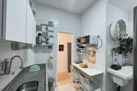 Cozinha/Área de serviço de apartamento para alugar com 2 quartos, 71m² em Copacabana, Rio de Janeiro