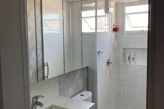 Banheiro 1 de apartamento para alugar com 2 quartos, 66m² em Barreiros, São José