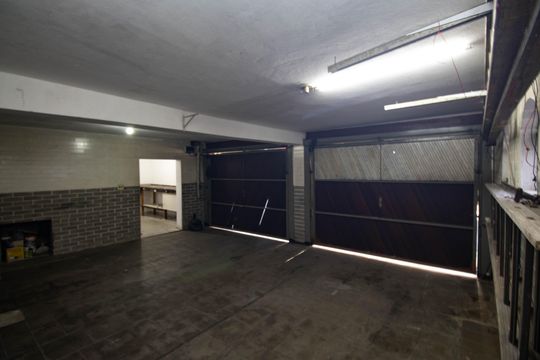 Garagem de casa para alugar com 3 quartos, 200m² em Vila Gustavo, São Paulo