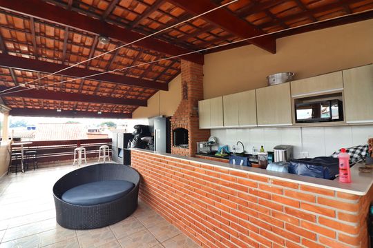Espaço Gourmet de casa à venda com 4 quartos, 450m² em Batistini, São Bernardo do Campo
