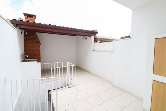 Casa à venda com 2 quartos, 180m² em Campo Belo, São Paulo