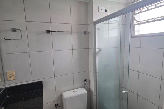 Banheiro da Suíte de apartamento para alugar com 2 quartos, 57m² em Maria Virgínia, Belo Horizonte
