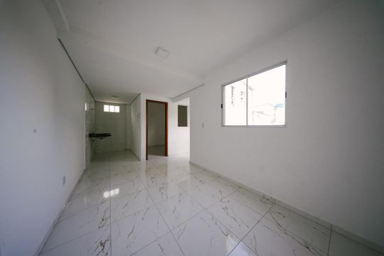 Sala de casa à venda com 2 quartos, 41m² em Vila Guilhermina, São Paulo