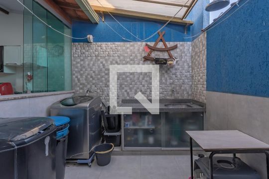 Área de serviço de casa à venda com 2 quartos, 87m² em Santa Monica, Belo Horizonte