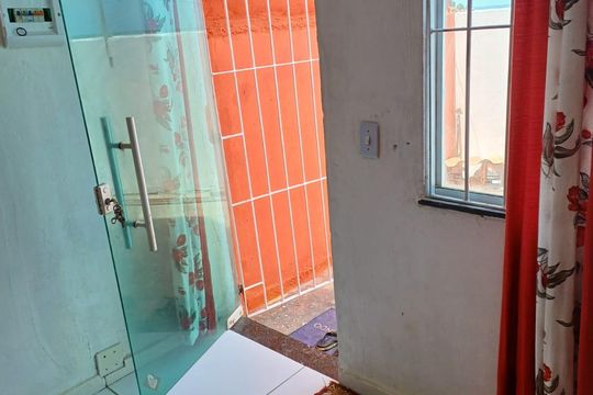 Sala de apartamento para alugar com 2 quartos, 96m² em tamaios , Cabo Frio