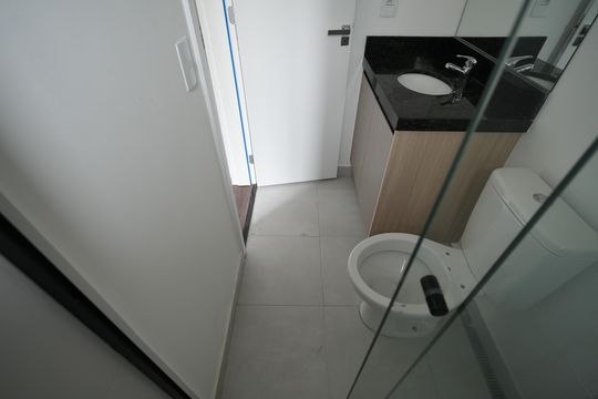 Banheiro da Suíte de apartamento para alugar com 2 quartos, 46m² em Jardim, Santo André