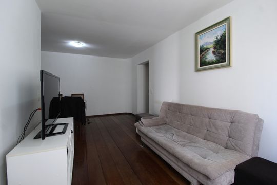 Sala de apartamento para alugar com 3 quartos, 130m² em Vila Olímpia, São Paulo