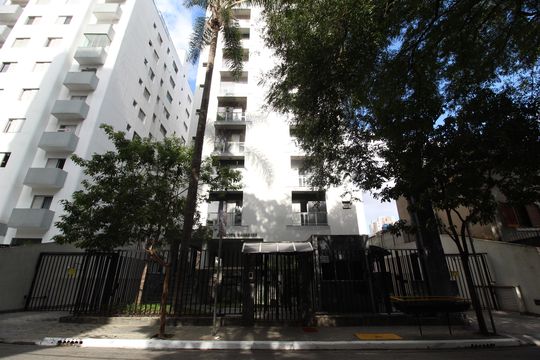 Fachada do Prédio de apartamento para alugar com 3 quartos, 130m² em Vila Olímpia, São Paulo