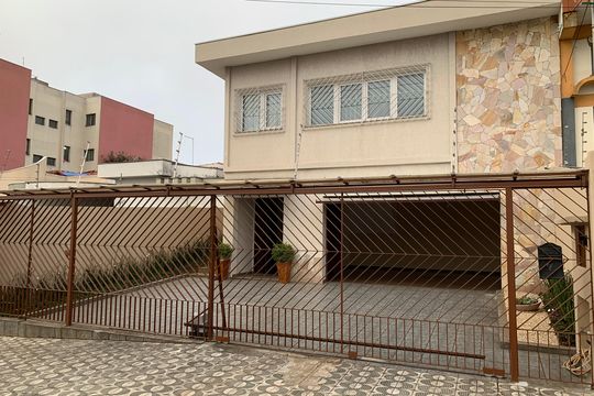Fachada de casa para alugar com 4 quartos, 408m² em Vila Ipiranga, Mogi das Cruzes