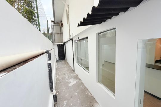Quintal de casa para alugar com 2 quartos, 120m² em Cidade Monções, São Paulo