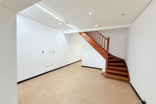 Casa para alugar com 2 quartos, 120m² em Cidade Monções, São Paulo