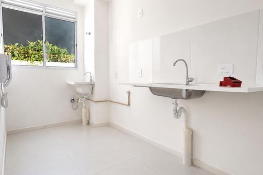 Cozinha de apartamento para alugar com 1 quarto, 40m² em Jardim das Margaridas, Salvador