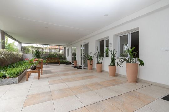 Entrada de apartamento à venda com 2 quartos, 61m² em Campo Belo, São Paulo