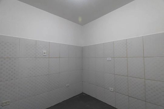 Cozinha de casa para alugar com 1 quarto, 30m² em Jardim Brasilia, São Paulo