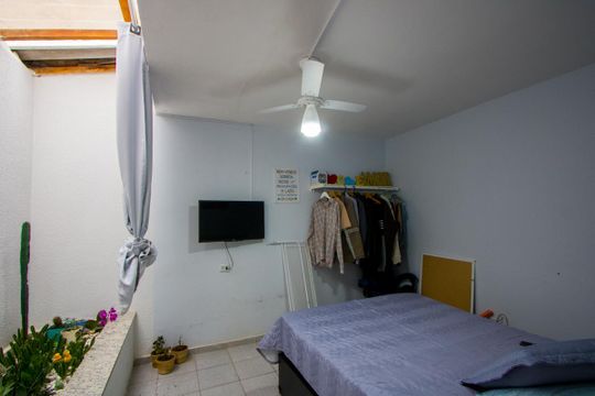 Edícula - Quarto de casa à venda com 2 quartos, 175m² em Vila Humaita, Santo André