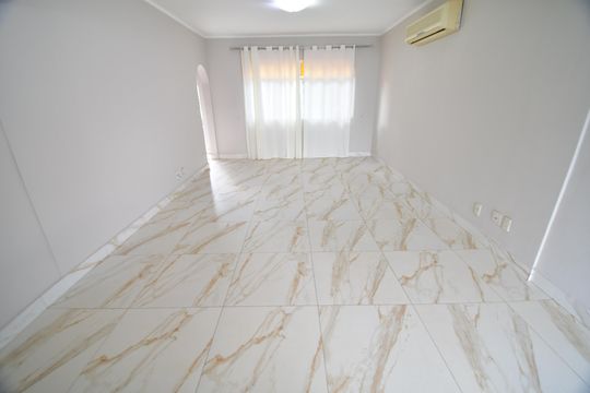 Sala de casa à venda com 4 quartos, 659m² em Parque Taquaral, Campinas