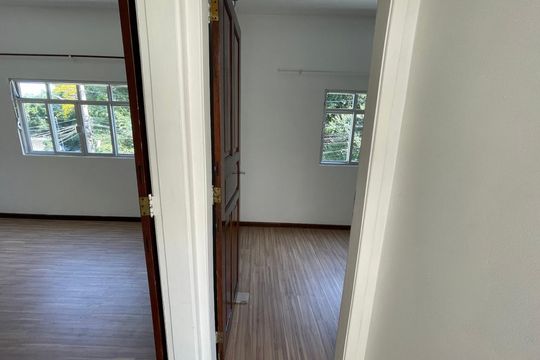 Corredor de casa para alugar com 2 quartos, 60m² em São Sebastiao, Petrópolis