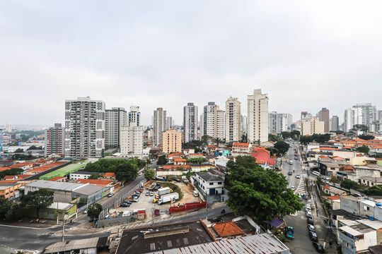 Varanda de kitnet/studio para alugar com 1 quarto, 34m² em Ipiranga, São Paulo