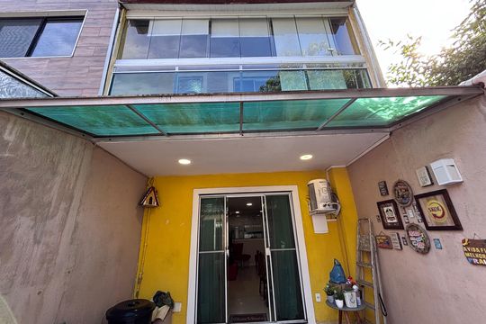 Área externa de casa de condomínio à venda com 3 quartos, 135m² em Recreio dos Bandeirantes, Rio de Janeiro